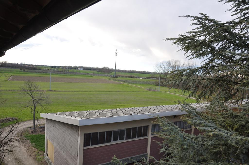 Agriturismo Corte Montini Villa Santa Giuletta ภายนอก รูปภาพ