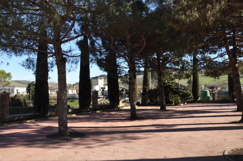 Agriturismo Corte Montini Villa Santa Giuletta ภายนอก รูปภาพ