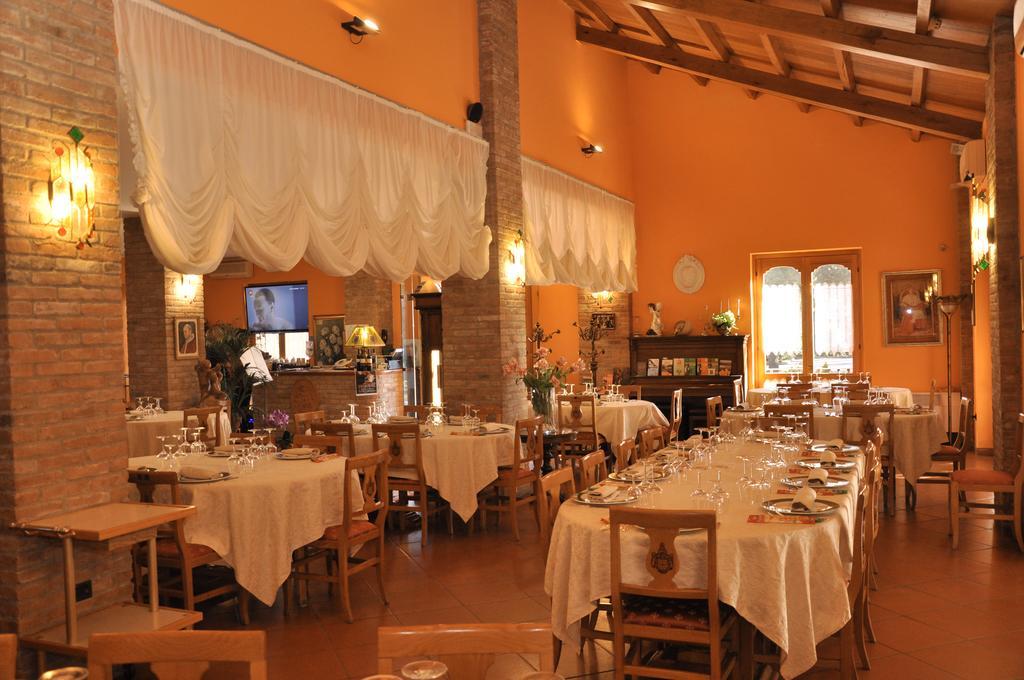 Agriturismo Corte Montini Villa Santa Giuletta ภายนอก รูปภาพ