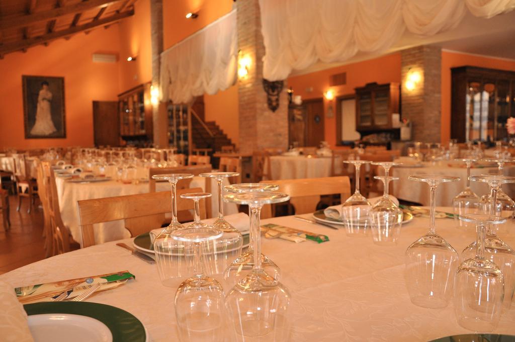 Agriturismo Corte Montini Villa Santa Giuletta ภายนอก รูปภาพ
