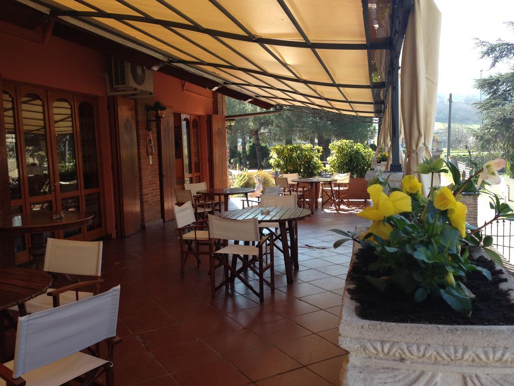 Agriturismo Corte Montini Villa Santa Giuletta ภายนอก รูปภาพ