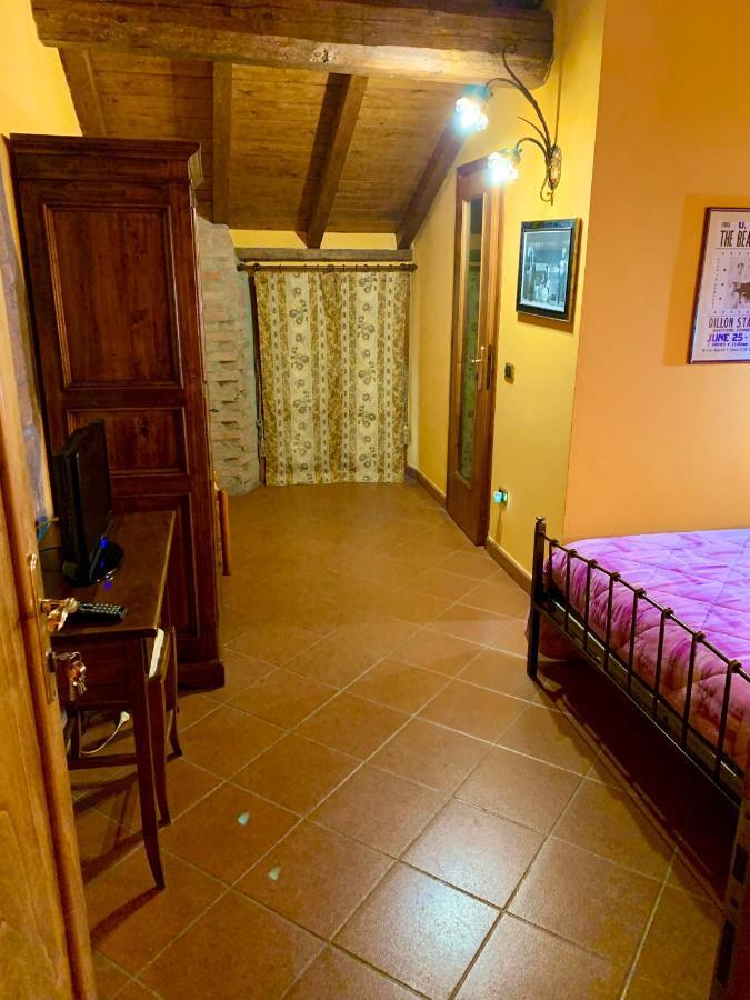 Agriturismo Corte Montini Villa Santa Giuletta ภายนอก รูปภาพ