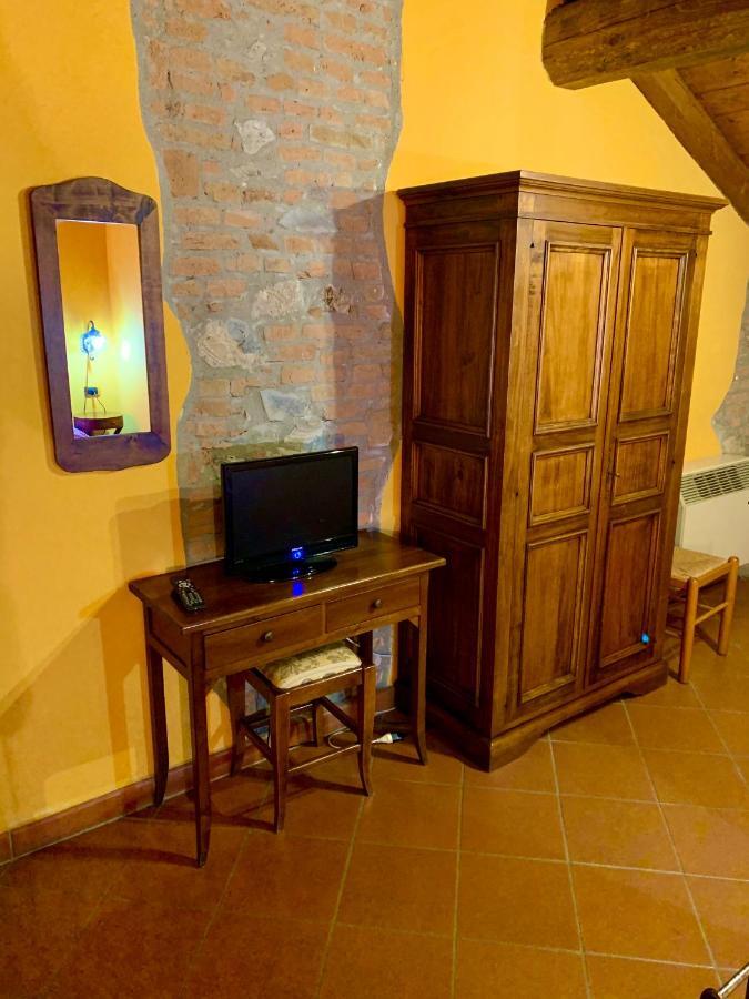 Agriturismo Corte Montini Villa Santa Giuletta ภายนอก รูปภาพ