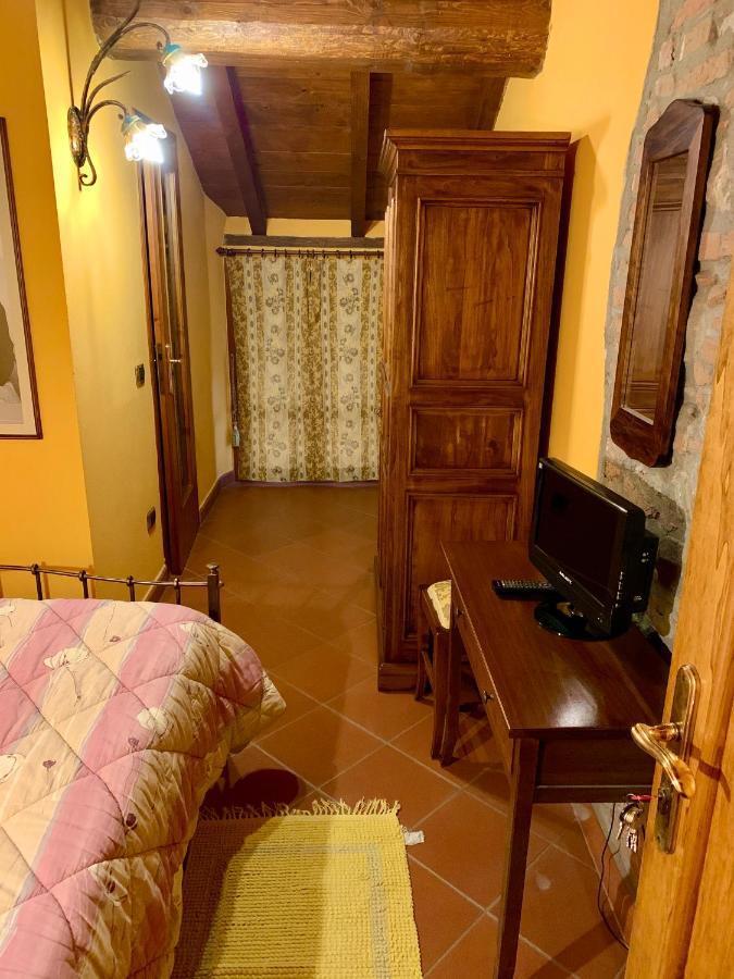 Agriturismo Corte Montini Villa Santa Giuletta ภายนอก รูปภาพ